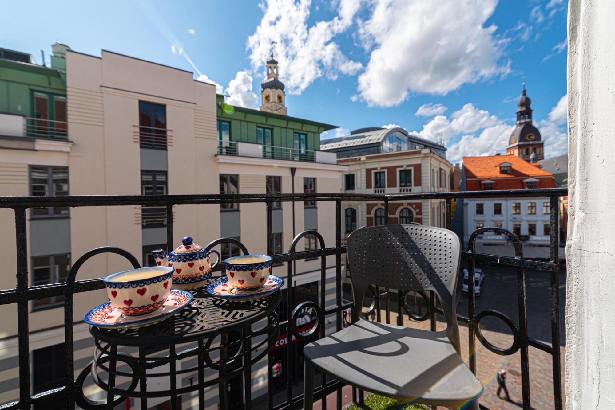 Stylish Old Town Apartment Рига Екстер'єр фото