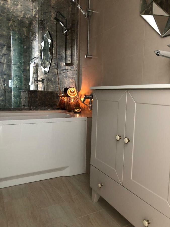Stylish Old Town Apartment Рига Екстер'єр фото